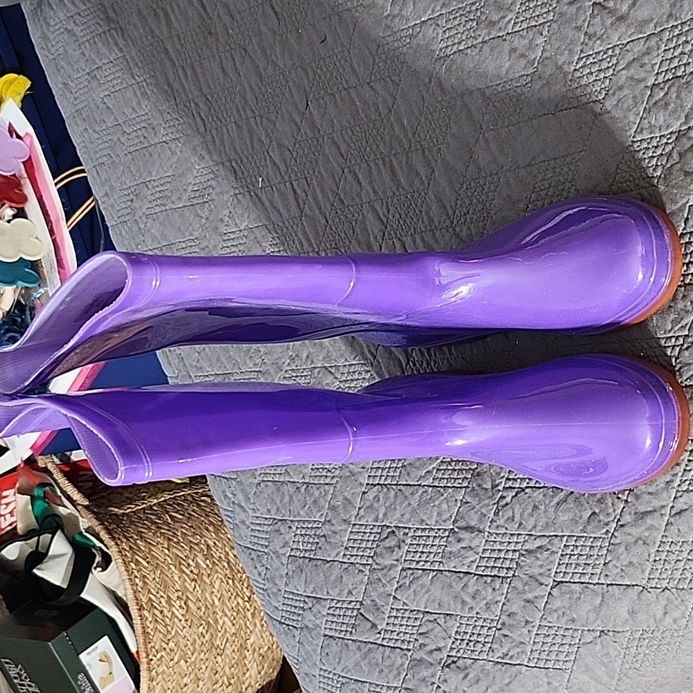 Yuexing Purple rain boots size 8